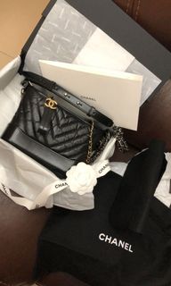 （分類：）位於 。 由 klym. 提交（商品編號 1041590931，圖片 1）。簡介： 。