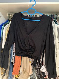 (Category: ) located in . Submitted by hannapreloved (Listing ID 1041656012, Image 1). Description: .
