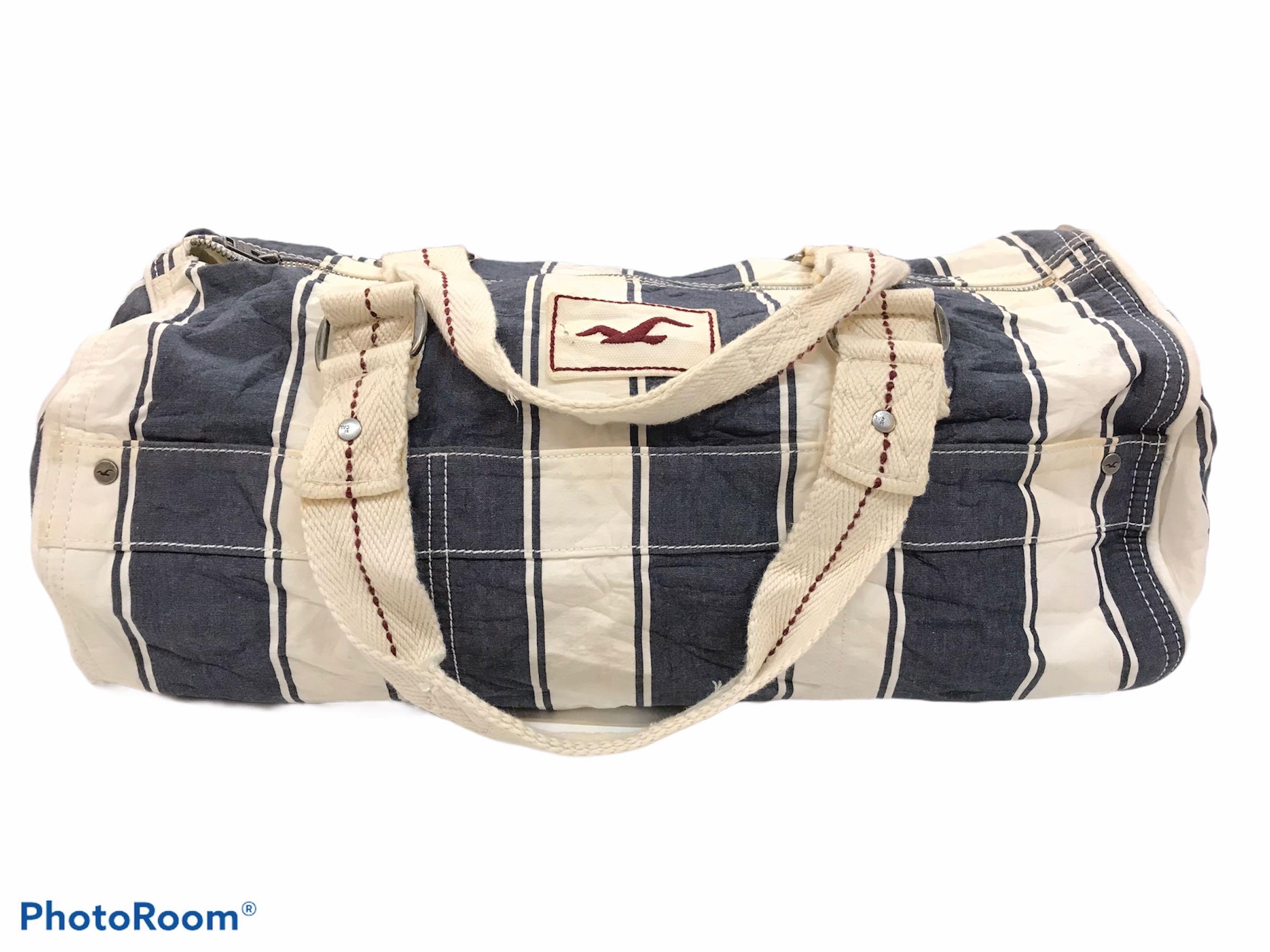Hollister duffle bag clearance