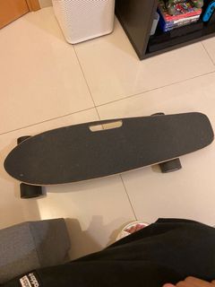 （分類：）位於 。 由 kylecastillo 提交（商品編號 1041585741，圖片 1）。簡介： 。