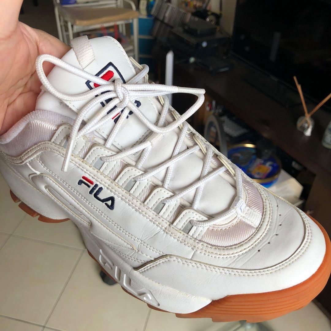 Fila Disruptor 2 White Gum Sole ORIGINAL Fesyen Pria Sepatu