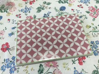 （分類：）位於 。 由 minnatabo 提交（商品編號 1041563183，圖片 1）。簡介： 。