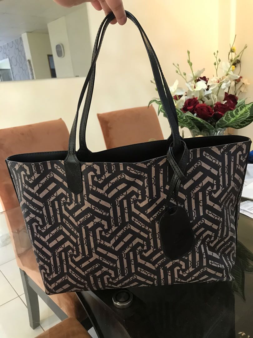 gucci reversible tote bag