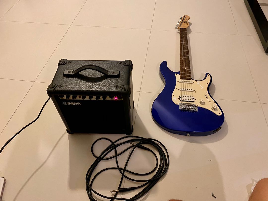 Guitar Yamaha EG112C + amp Yamaha GA-15 + audio Jack cable, Hobbies