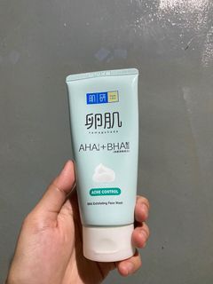 (Category: ) located in . Submitted by preloved_borneo (Listing ID 1041615688, Image 1). Description: .