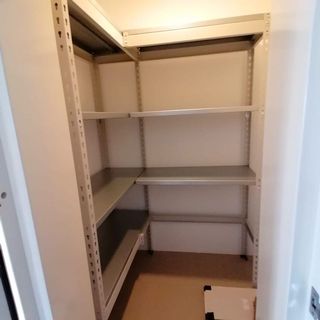(Category: ) located in . Submitted by home_racks (Listing ID 1041460589, Image 1). Description: .