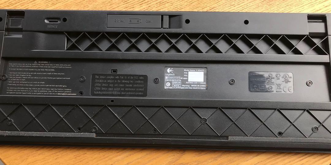 Logitech PlayStation 3 Cordless Mediaboard Pro Keyboard, Computers