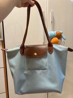 （分類：）位於 。 由 alialisonch 提交（商品編號 1041591621，圖片 1）。簡介： 。