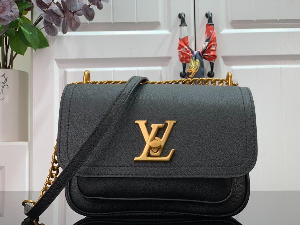 LV LOCKME CHAIN PM, Women's Fashion, Bags & Wallets, Purses & Pouches on  Carousell