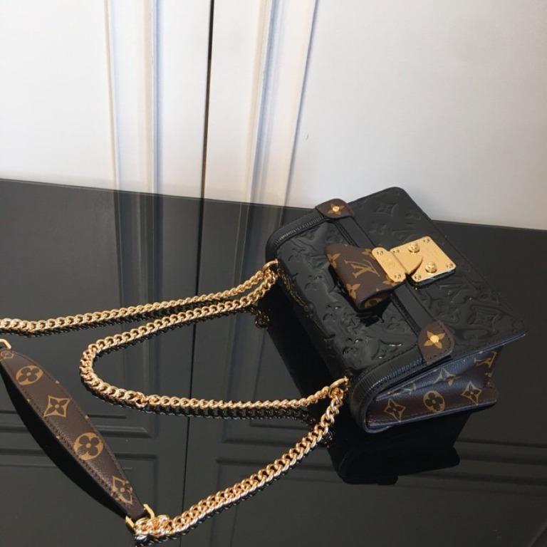 LV WYNWOOD, Women's Fashion, Bags & Wallets, Purses & Pouches on