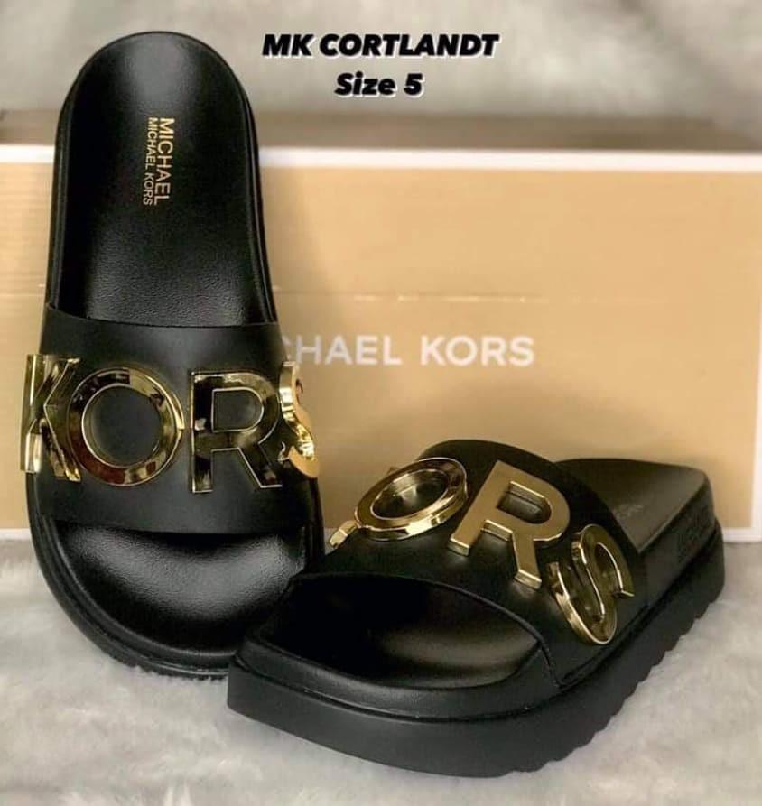 Michael Kors Slide, Women's Fashion, Footwear, Flats & Sandals on Carousell