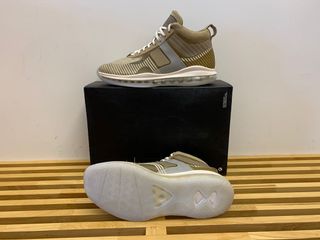 （分類：）位於 。 由 samarinos 提交（商品編號 1041555133，圖片 1）。簡介： 。