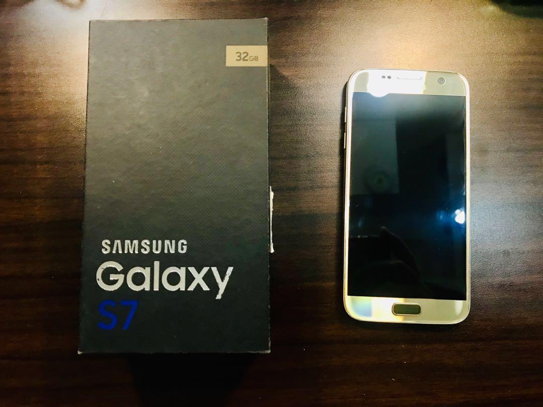 Samsung Galaxy S7 32GB (Category: Samsung) located in Pasig City. Submitted by alloriginal888 (Listing ID 1024345219, Image 1). Description: Samsung Galaxy S7 32GB Used Like New Color Gold Platinum Dual Pixel 12MP/ 5MP 4G LTE.