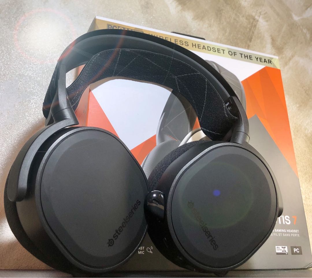 Steel Series Arctis 7 Wireless Gaming Headset Used Less Than 48 Hours Electronics Audio On Carousell