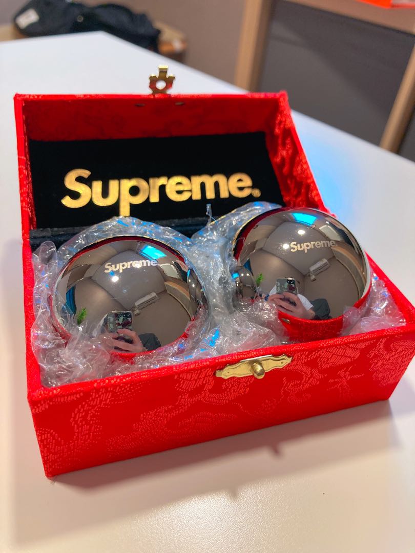 Supreme baoding balls, 名牌, 服裝- Carousell