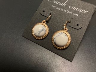 （分類：）位於 。 由 evatosin 提交（商品編號 1041586917，圖片 1）。簡介： 。