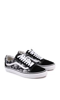 （分類：）位於 。 由 t.t.sneaker 提交（商品編號 1041617395，圖片 1）。簡介： 。