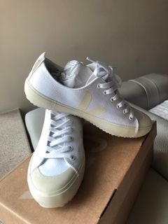 （分類：）位於 。 由 aliceeesy 提交（商品編號 1041547549，圖片 1）。簡介： 。