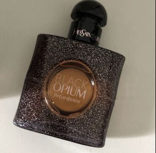 (Category: ) located in . Submitted by makeupsale10 (Listing ID 1041454817, Image 1). Description: .