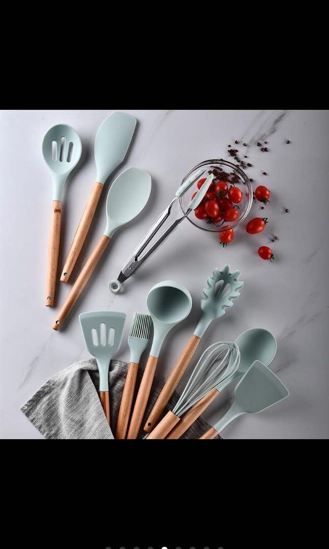 11 pc Silicone Kitchen Tools Set (Category: Bakeware) located in Taguig. Submitted by endlessbliss_ph (Listing ID 1041915299, Image 1). Description: FOR PRE-ORDER 5-15 days ETA.