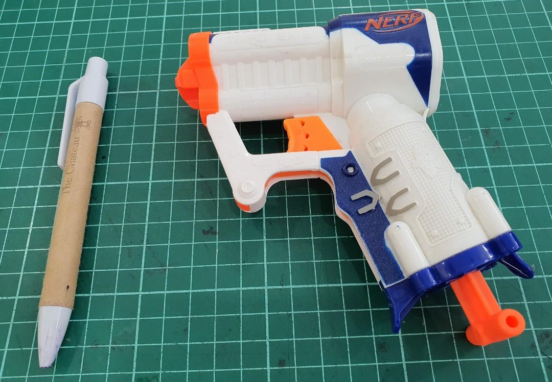 harga nerf zombie strike brainsaw