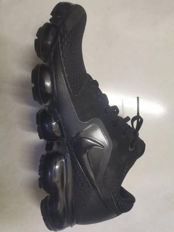 Vapormax triple black cs online