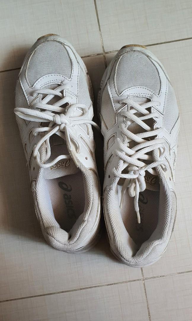 white running shoes for school