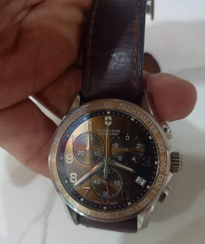 Authentic Victorinox Swiss Army Chronograph Men s Fashion