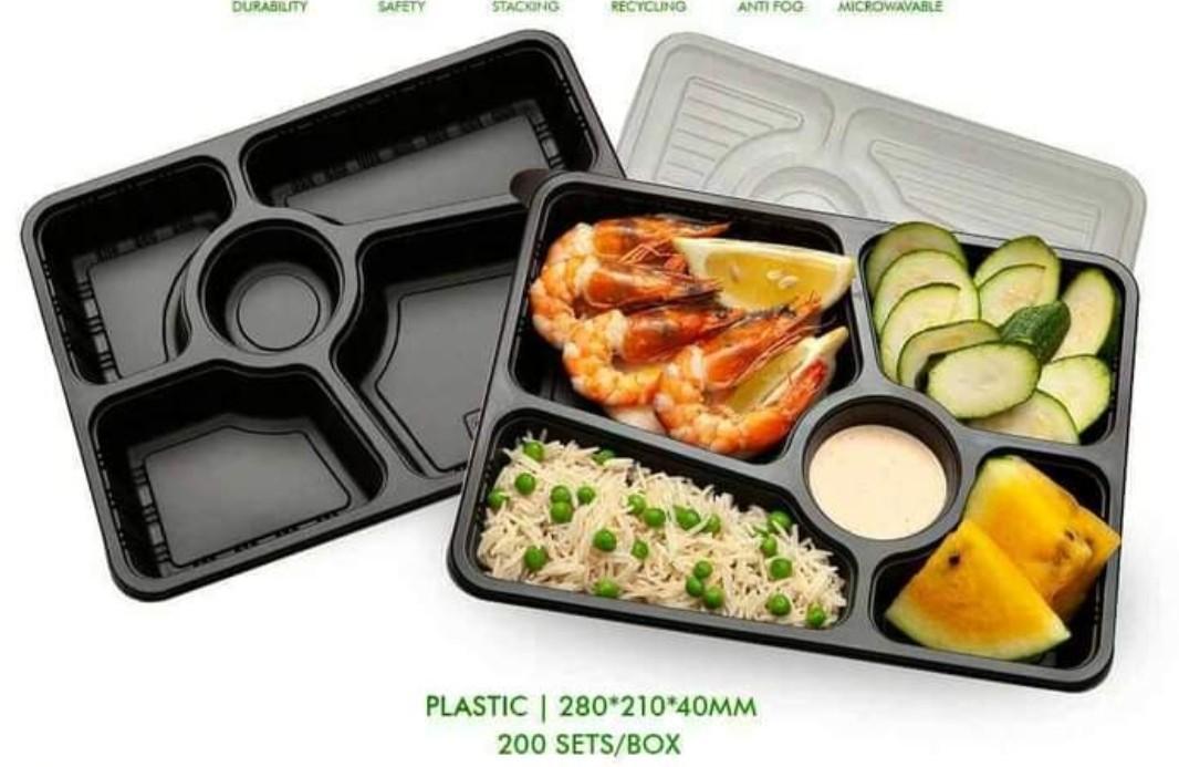 Bento box 4 div (Category: Storage Boxes & Baskets) located in Manila. Submitted by ibentamona (Listing ID 1041934884, Image 2). Description: 4 div 2,900 200pcs /box #bentobox.