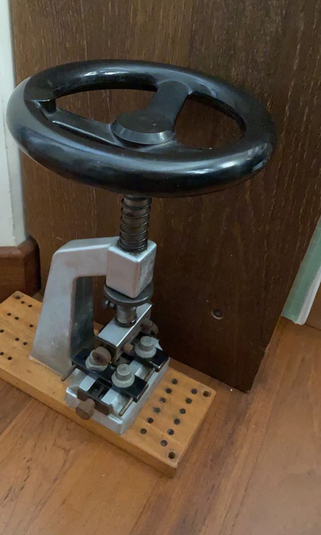 Bergeon 5700 Watch case opener with attachment and many others