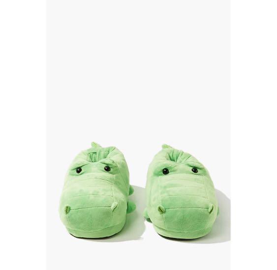 Auth Forever 21 Plush House Slippers 