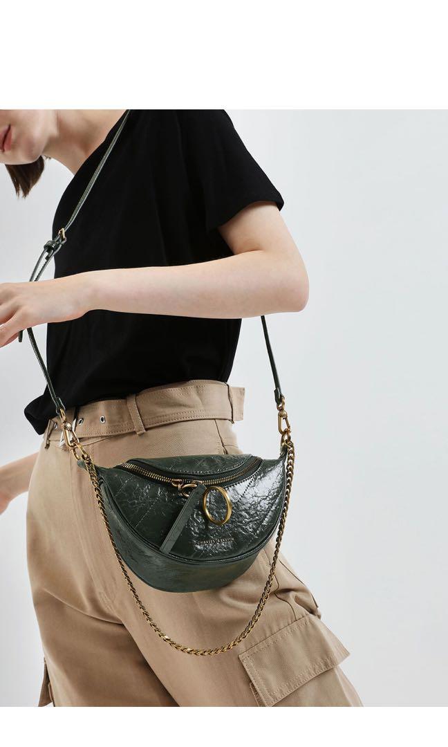 charles and keith wrinkled bolsa