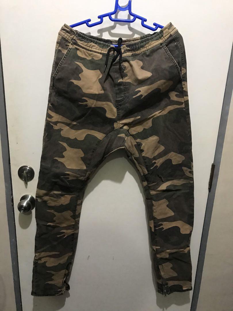 Camouflage pants hotsell cotton on