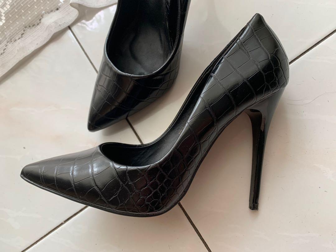 croc embossed heels