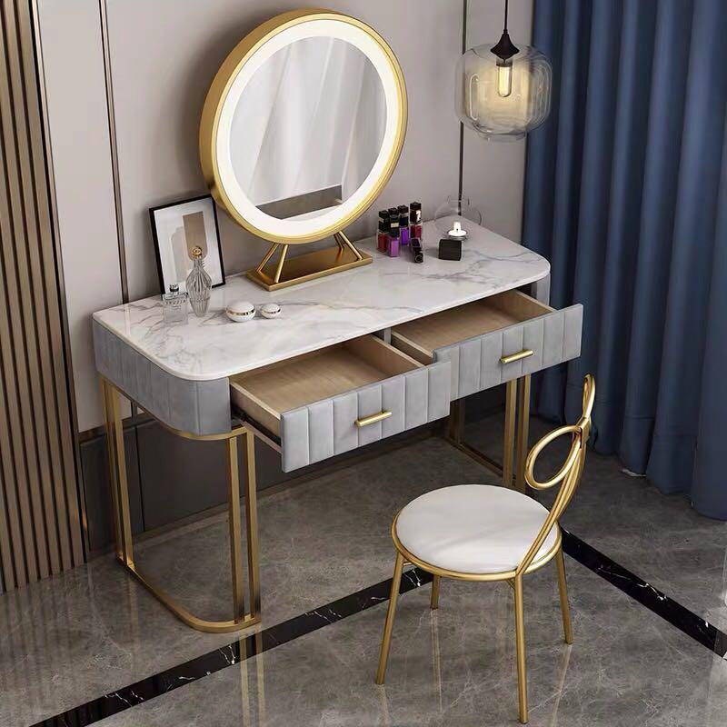 Dressing Table (Category: Tables & Sets) located in Singapore. Submitted by kennethlim1111 (Listing ID 1041808663, Image 3). Description: Size:80*45* 75 100*45*75 120*40*75 Color:pink,grey Choose single table,or with chair,mirror storage beside table marble table top.