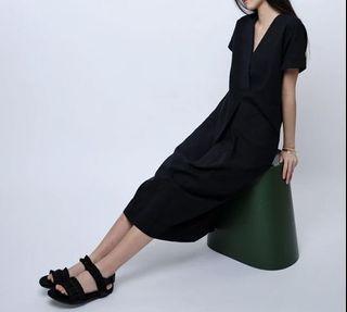 Drop waist Dress in Black