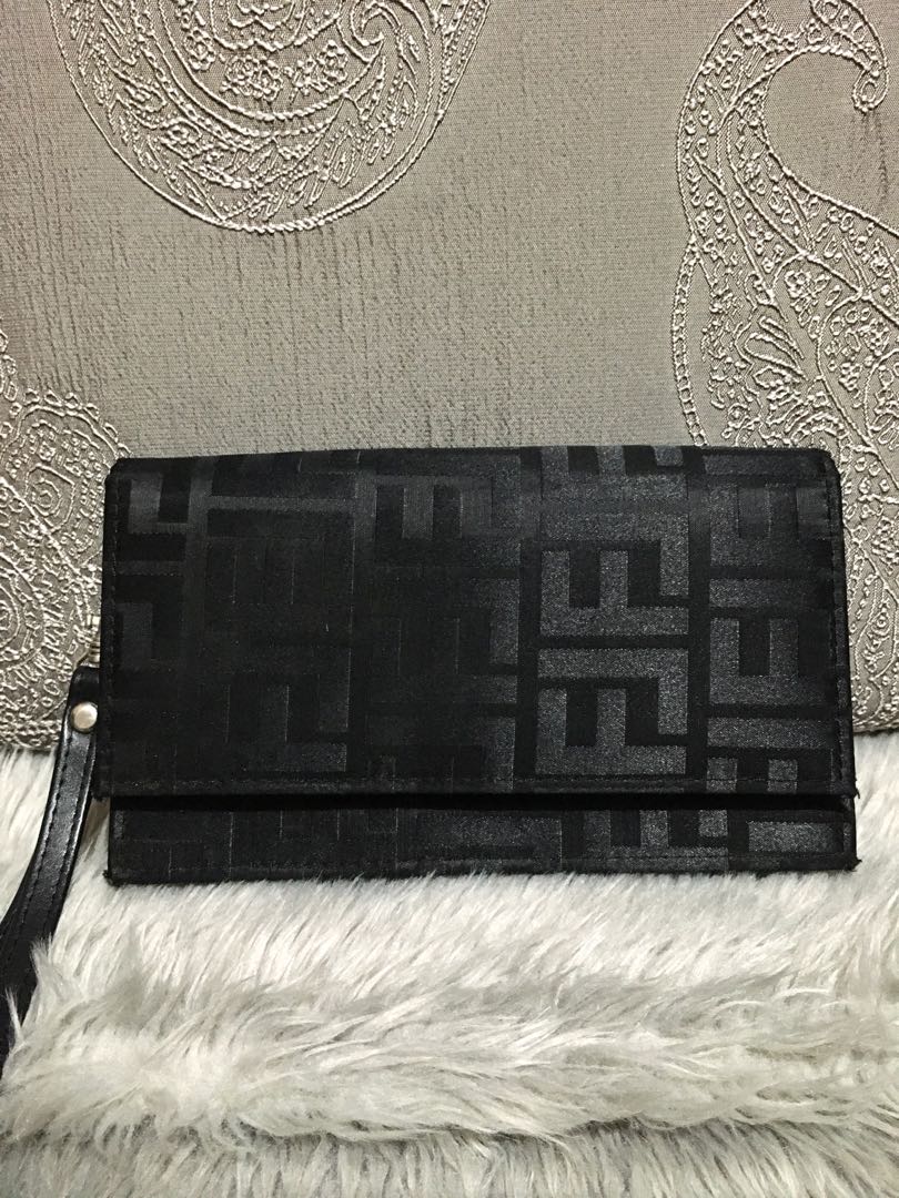 Fendi wristlet wallet cheap