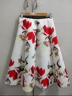 Flowery skirt