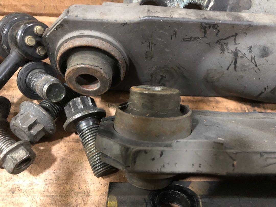 Honda Integra Type R DC5R original rear lower control arms rca stock