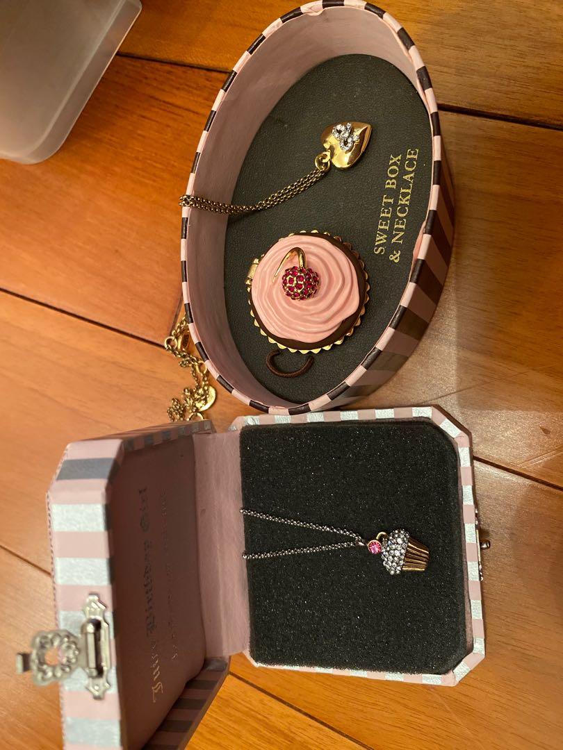 Juicy couture store cupcake necklace