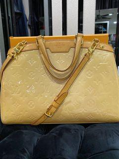Louis Vuitton Brea