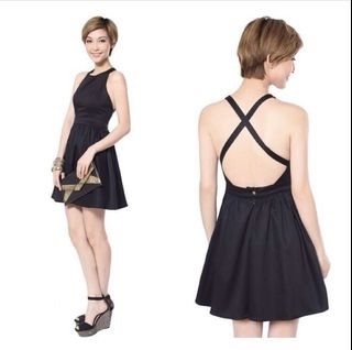 (Category: ) located in . Submitted by finless_closet (Listing ID 1041931150, Image 1). Description: .
