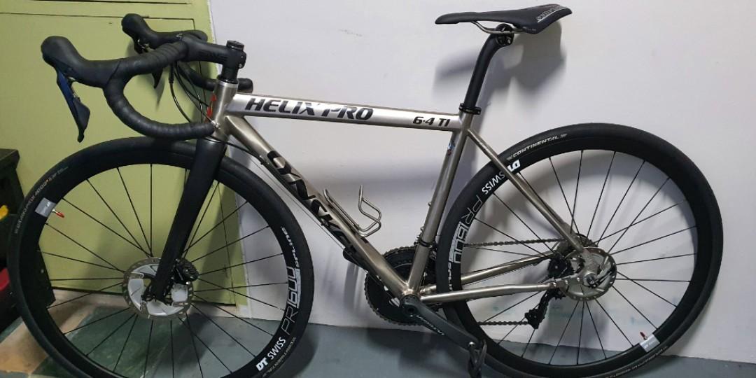 Lynskey Helix Pro 6 4Ti Disc Road Bike Small Sports Equipment