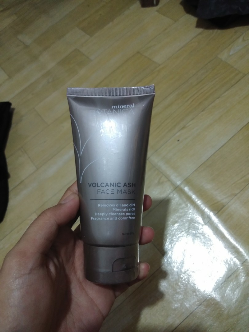 Mineral Botanica Volcanic Ash Face Mask Kesehatan Kecantikan Kulit Sabun Tubuh Di Carousell 60gr mineral botanica jeju volcanic ash mineral face scrub shrink large pores. mineral botanica volcanic ash face mask