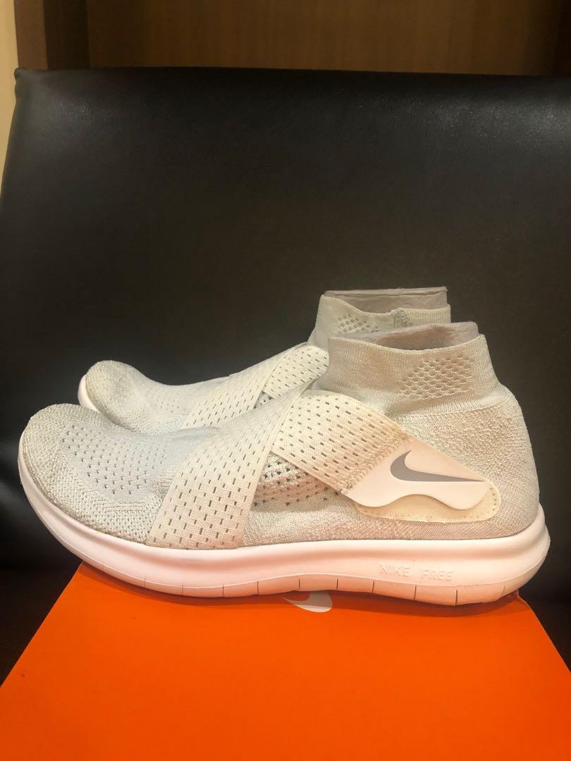 nike women's free running motion flyknit shoes