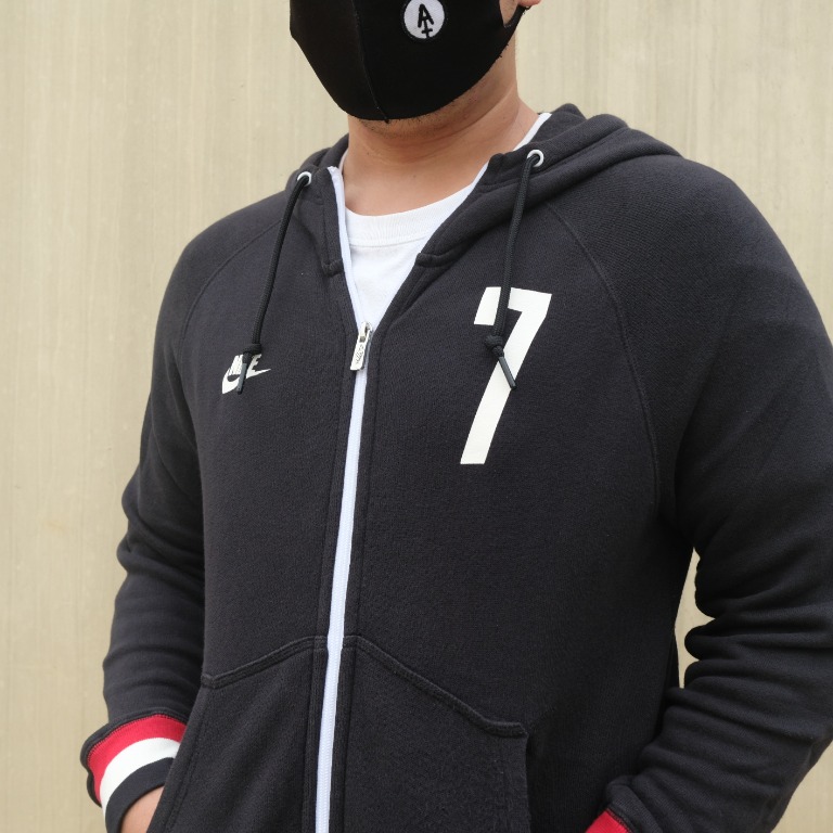 nike hoodie jacket