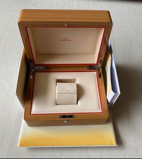 (Category: ) located in . Submitted by watches_4648 (Listing ID 1041910142, Image 1). Description: .
