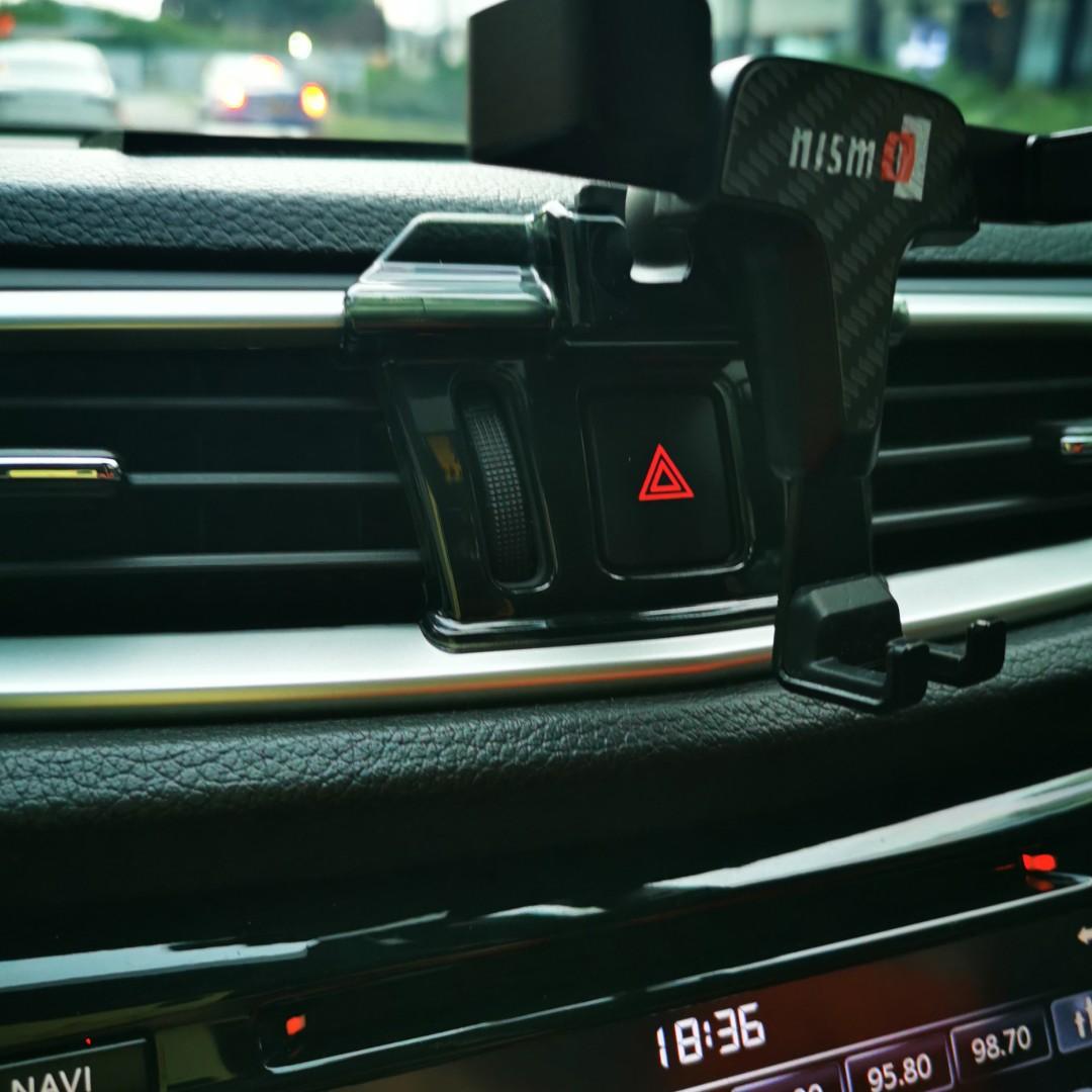 Nissan qashqai top phone holder