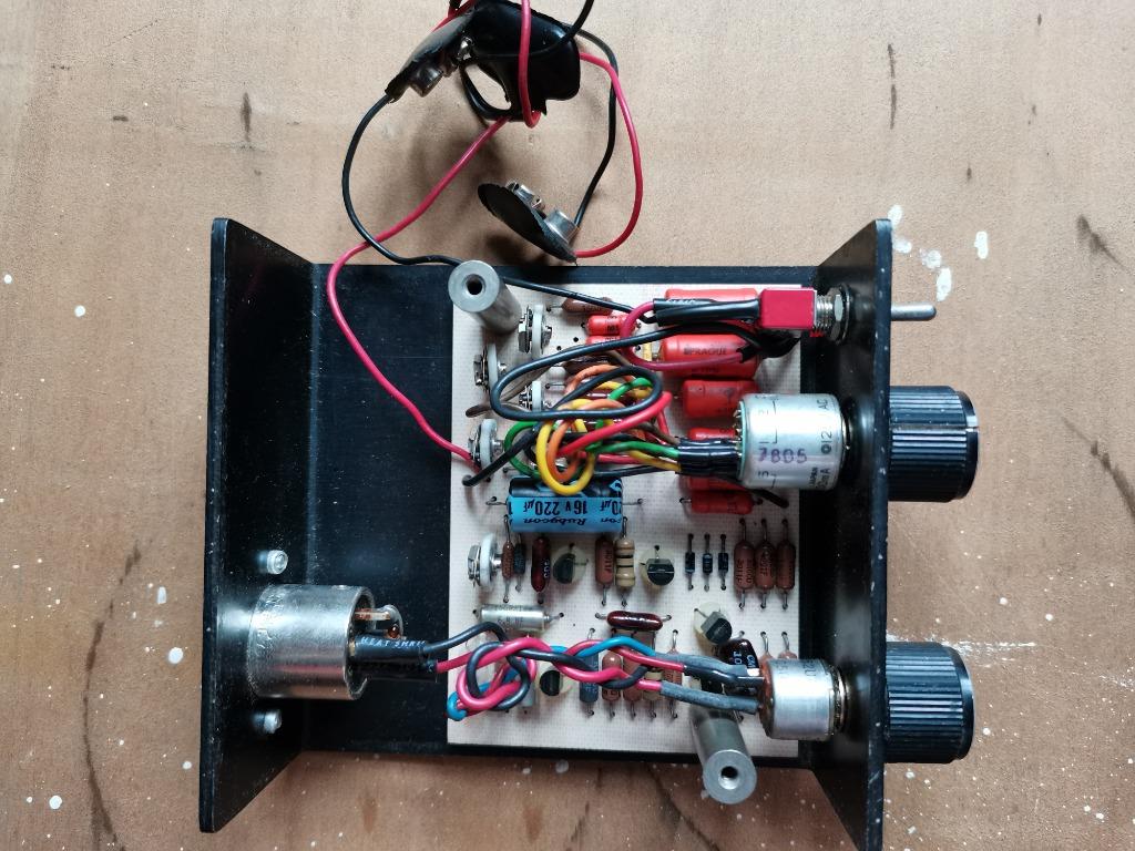 Vintage Spectra Sonics Signal Generator (Category: Other Audio Equipment) located in Pateros City. Submitted by bnstrade (Listing ID 1041847827, Image 3). Description: Vintage Spectra Sonics Signal Generator Battery - Three 9V.