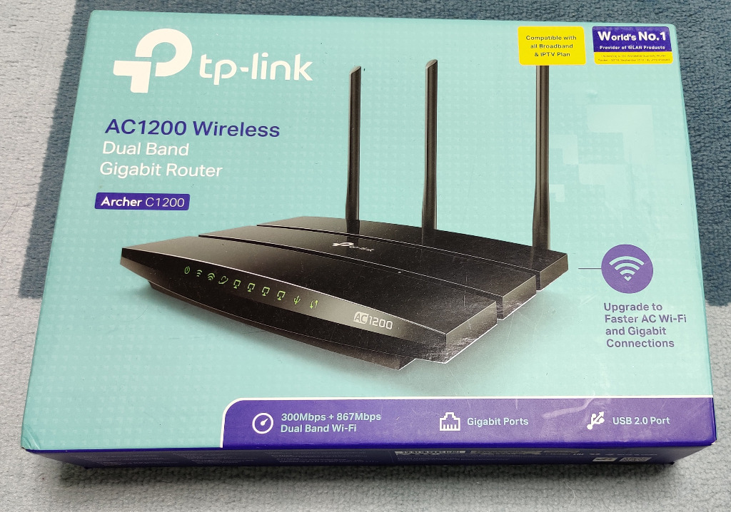 TPLink AC1200 Wireless Dual Band Gigabit Router to give away